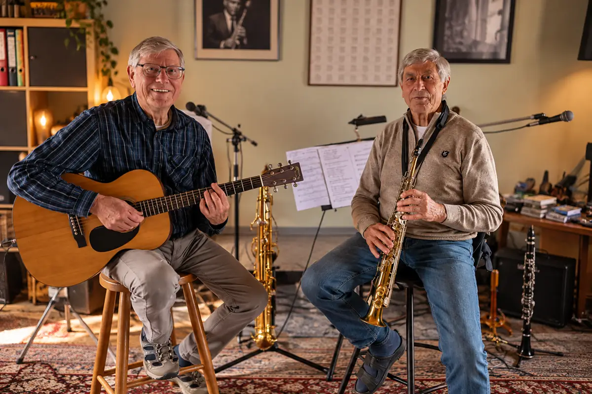 Duo E&E mit Gitarre und Saxophon